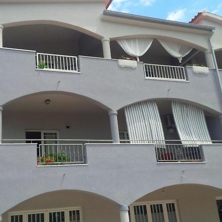 Apartment Gold & Gray Задар Екстериор снимка