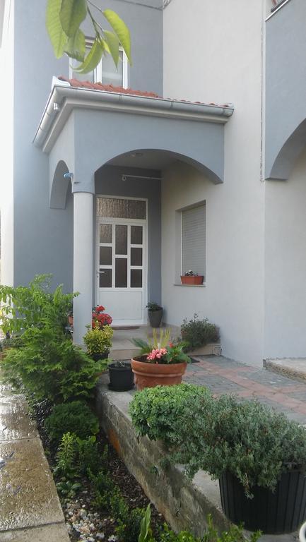 Apartment Gold & Gray Задар Екстериор снимка