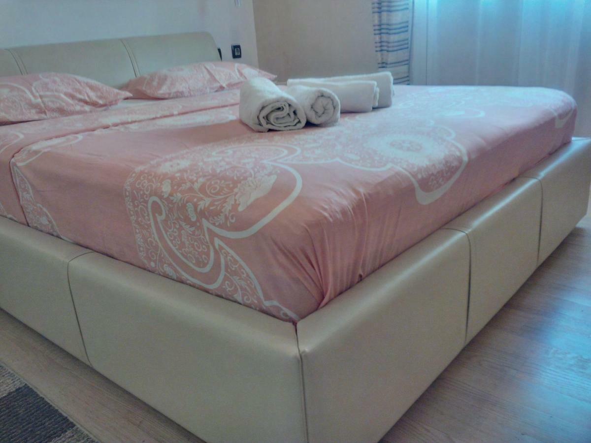 Apartment Gold & Gray Задар Екстериор снимка